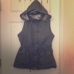 YMI collection vest